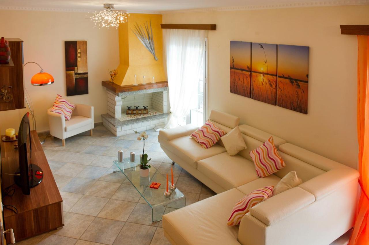 Lefkas City Apartments & Suites Lefkada City Екстер'єр фото